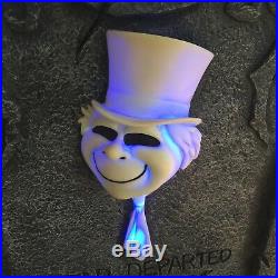 BIG Disney Haunted Mansion Hitchhiking Ghost Phineas Lighted Tombstone LlKE NEW
