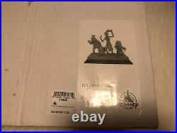 Disney HAUNTED MANSION 50TH HITCHHIKING GHOSTS Light-Up LE Figure VARIANT