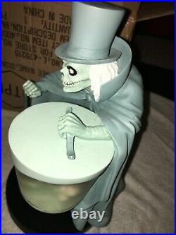 Disney Hatbox Ghost Figure Haunted Mansion Costa Alavezos. SUPER RARE. READ