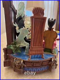 Disney Haunted Mansion Grim Grinning Ghost Mickey Mouse Musical Snowglobe Globe