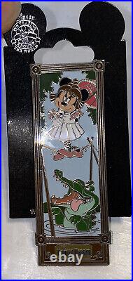Disney Haunted Mansion Mickey Mouse & Friends Stretching Room Portraits 4Pin Set