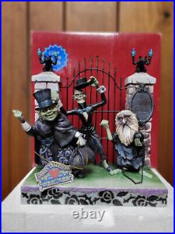 Disney Parks Haunted Mansion Beware of Hitchhiking Ghosts Jim Shore Figurine
