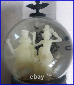 Disney Parks Haunted Mansion Hitchhiking Ghost Glow In The Dark Snow Globe Music
