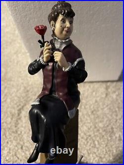 Disney Parks Haunted Mansion Woman & Grave Resin Figurine New with Box