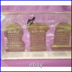 Disney Theme Parks Haunted Mansion Tombstones Set Of 3