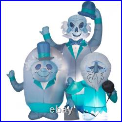 It's DISNEY HAUNTED MANSION HITCHHIKING GHOST 6' CHRISTMAS OUTDOOR YARD AIRBLOWN