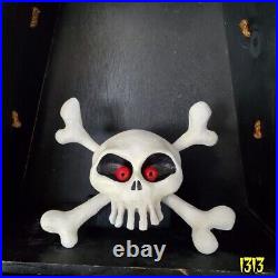 Ride Accurate HM Holiday Skull and Crossbones -Disneyana Halloween prop replica