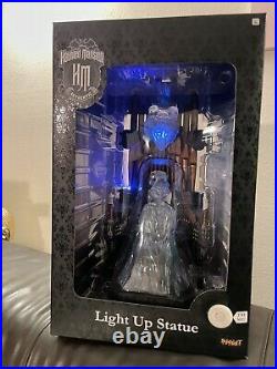 The Haunted Mansion Victor Geist 14 Organist Light Up Exclusive Statue Disney