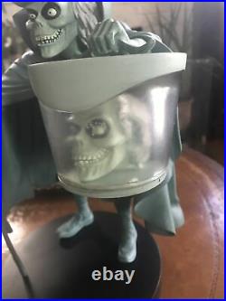 WALT DISNEY Costa Alavezos Hatbox Ghost Haunted Mansion HUGE Display Figure Bi30